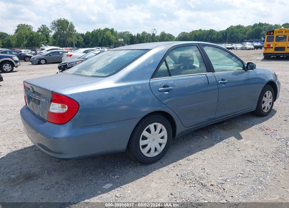 2004 TOYOTA CAMRY LE VIN: 4T1BE32K54U861081