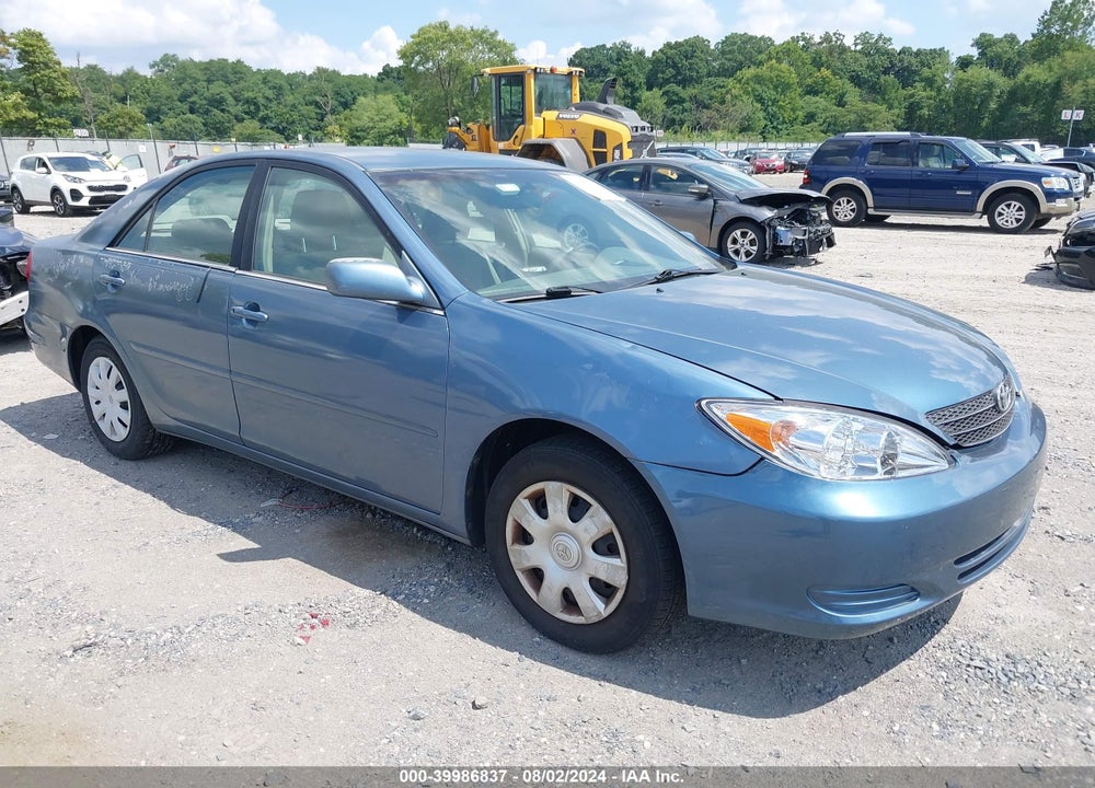 2004 TOYOTA CAMRY LE VIN: 4T1BE32K54U861081
