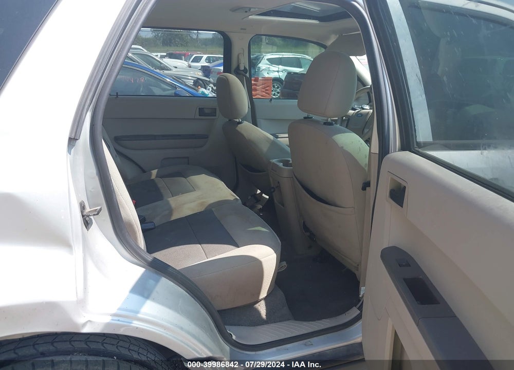 2008 FORD ESCAPE XLT VIN: 1FMCU03Z08KA21096