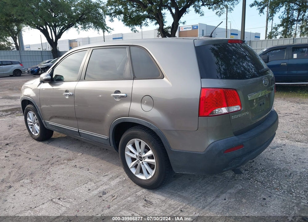 2012 KIA SORENTO LX VIN: 5XYKT4A13CG234307