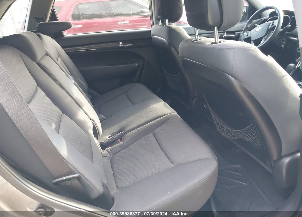 2012 KIA SORENTO LX VIN: 5XYKT4A13CG234307