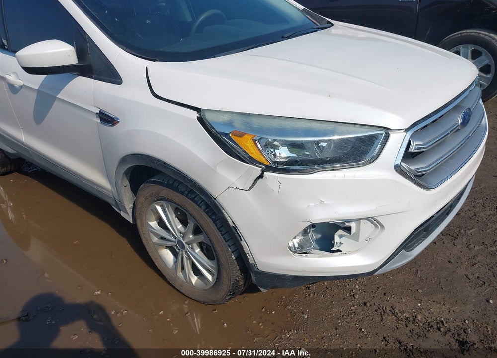 2017 FORD ESCAPE SE VIN: 1FMCU9GD4HUB78332