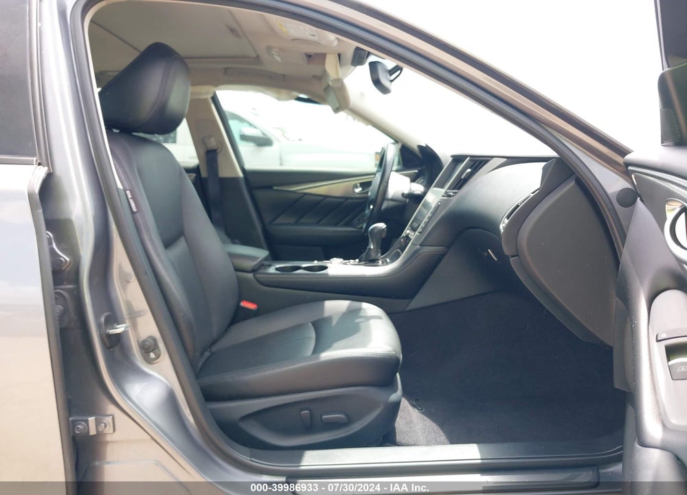 2017 INFINITI Q50 3.0T SIGNATURE EDITION VIN: JN1EV7APXHM739377