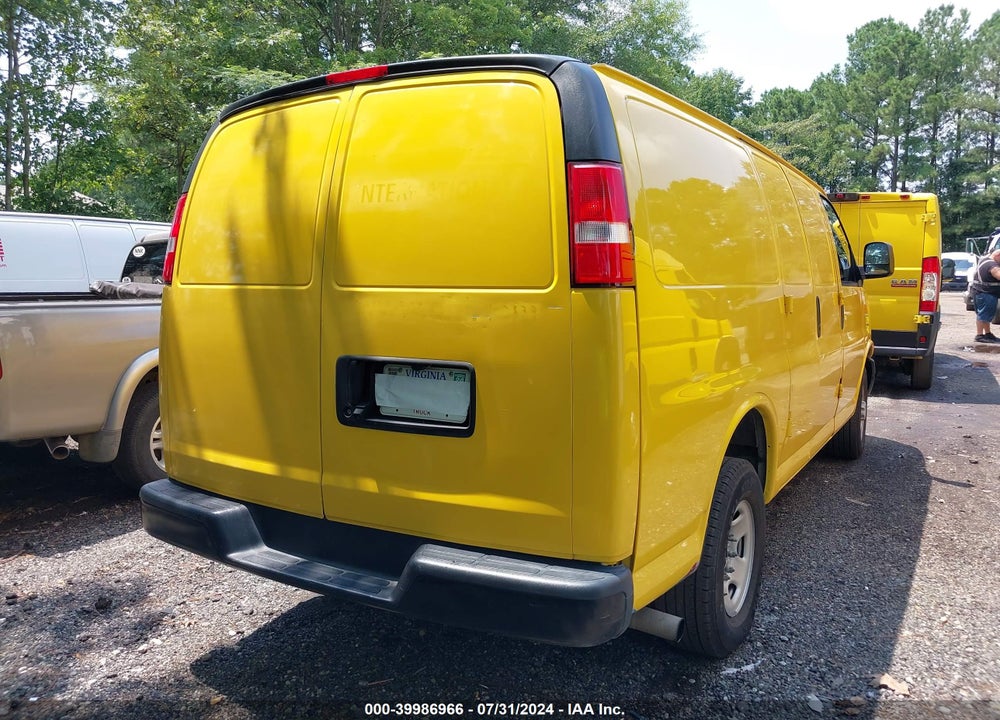 2020 CHEVROLET EXPRESS CARGO RWD 2500 REGULAR WHEELBASE WT VIN: 1GCWGAFG5L1238120