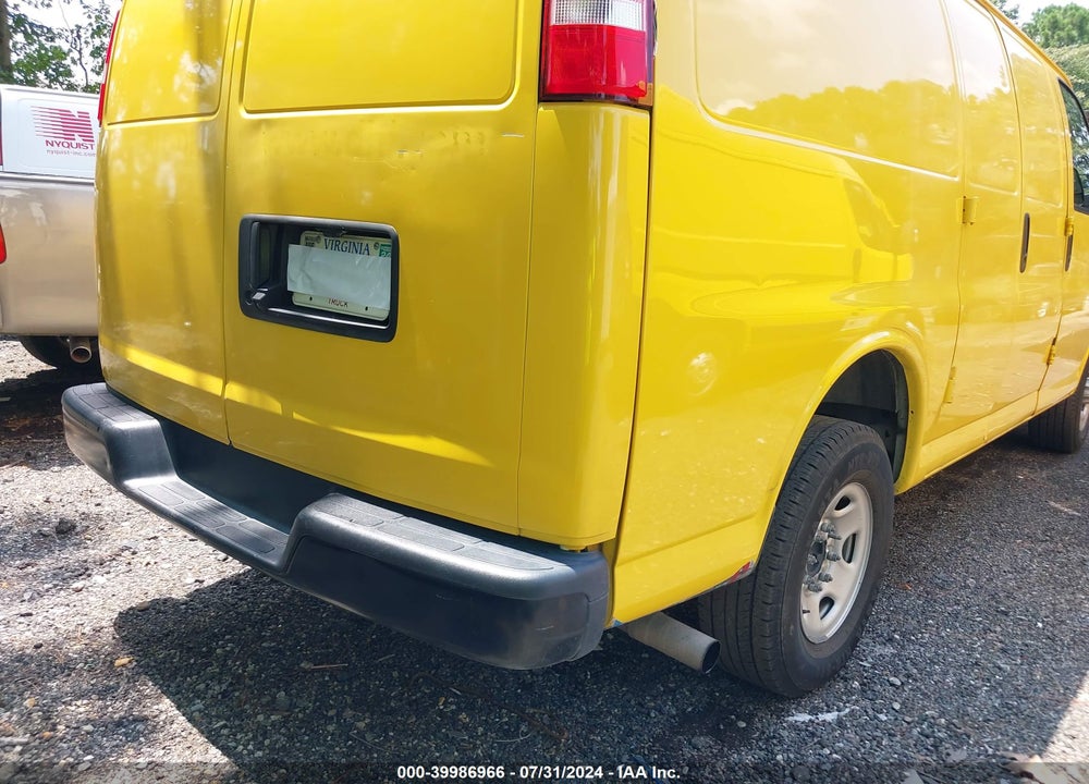 2020 CHEVROLET EXPRESS CARGO RWD 2500 REGULAR WHEELBASE WT VIN: 1GCWGAFG5L1238120