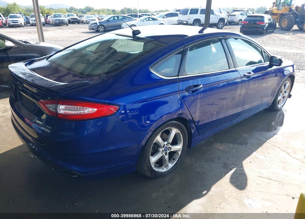 2015 FORD FUSION SE VIN: 3FA6P0H98FR106185