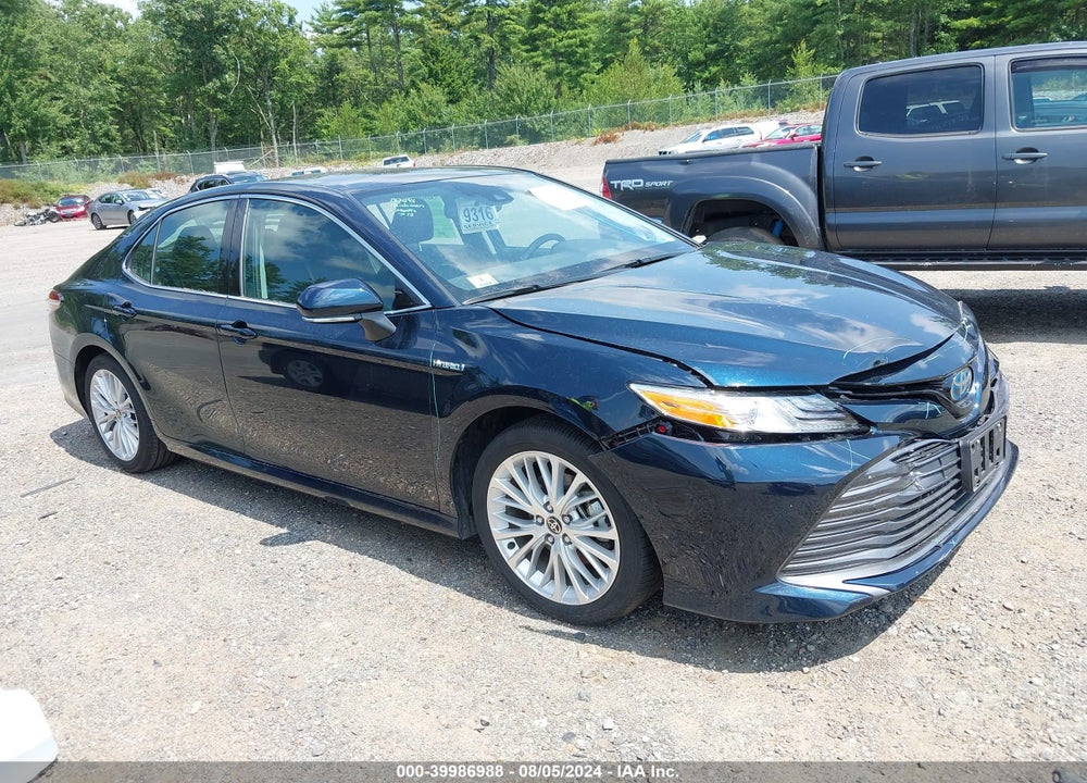 2020 TOYOTA CAMRY XLE HYBRID VIN: 4T1F31AK2LU545472