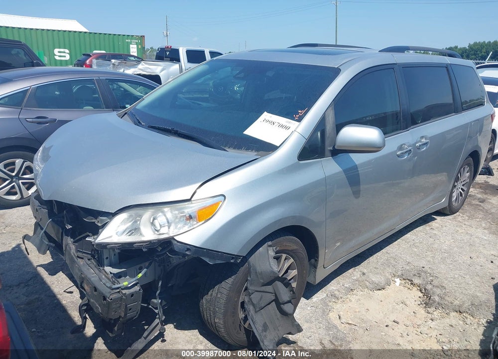 2019 TOYOTA SIENNA XLE 8 PASSENGER VIN: 5TDYZ3DC5KS001949