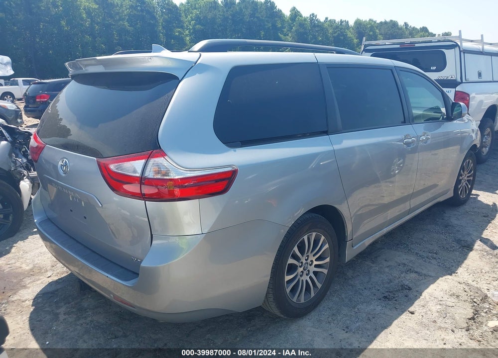 2019 TOYOTA SIENNA XLE 8 PASSENGER VIN: 5TDYZ3DC5KS001949