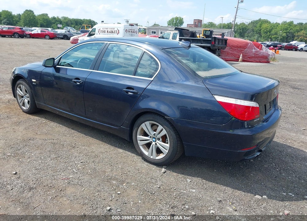 2010 BMW 528I XDRIVE VIN: WBANV1C50AC444416