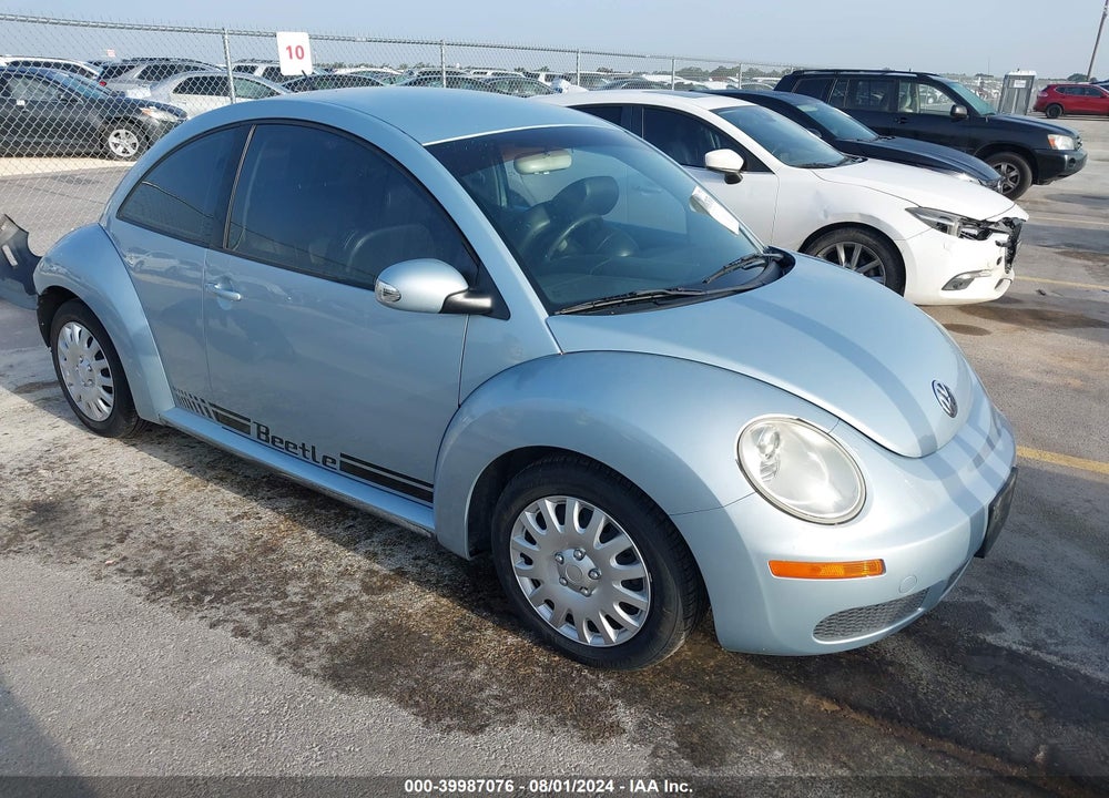 2010 VOLKSWAGEN NEW BEETLE 2.5L VIN: 3VWPG3AG8AM013811