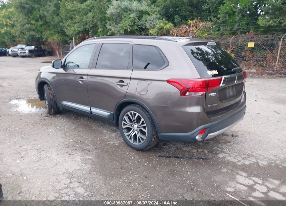 2016 MITSUBISHI OUTLANDER SEL VIN: JA4AD3A38GZ012139