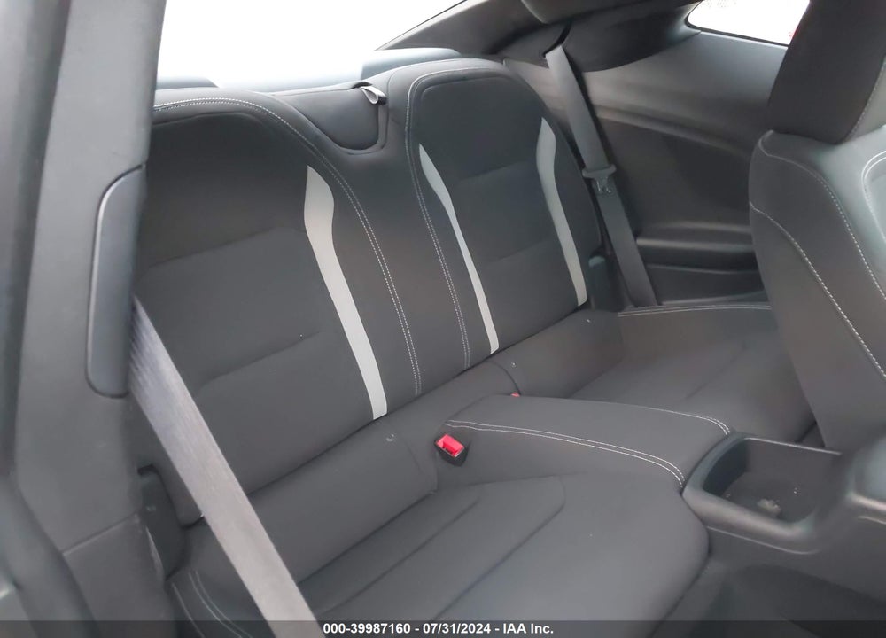 2018 CHEVROLET CAMARO 1LT VIN: 1G1FB1RX2J0121441