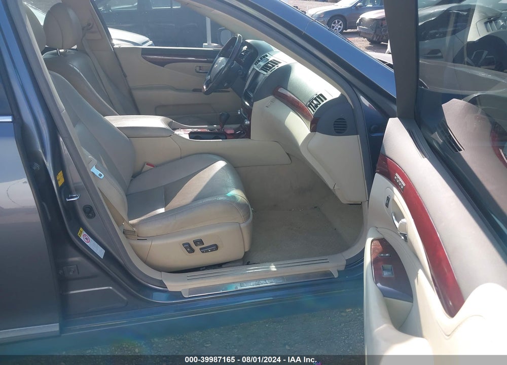 2012 LEXUS LS 460 VIN: JTHBL5EF4C5111246