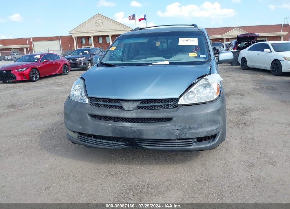 2005 TOYOTA SIENNA XLE VIN: 5TDZA22C75S260875