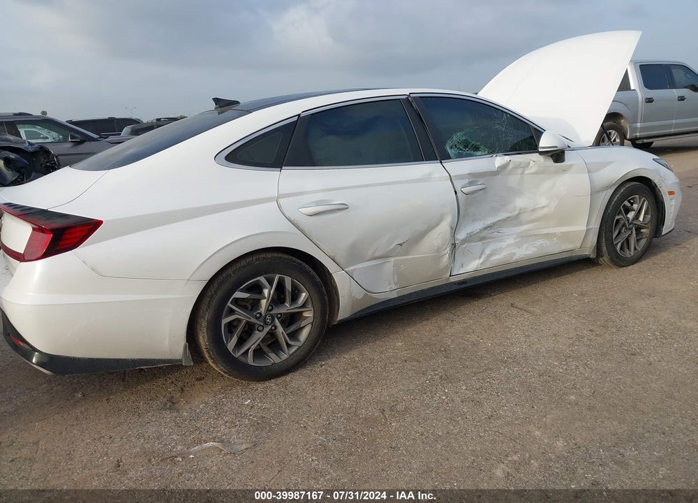 2022 HYUNDAI SONATA SEL VIN: KMHL14JA0NA237075