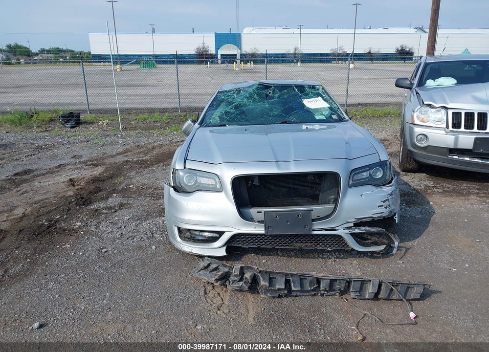 2019 CHRYSLER 300 S VIN: 2C3CCABG7KH760790