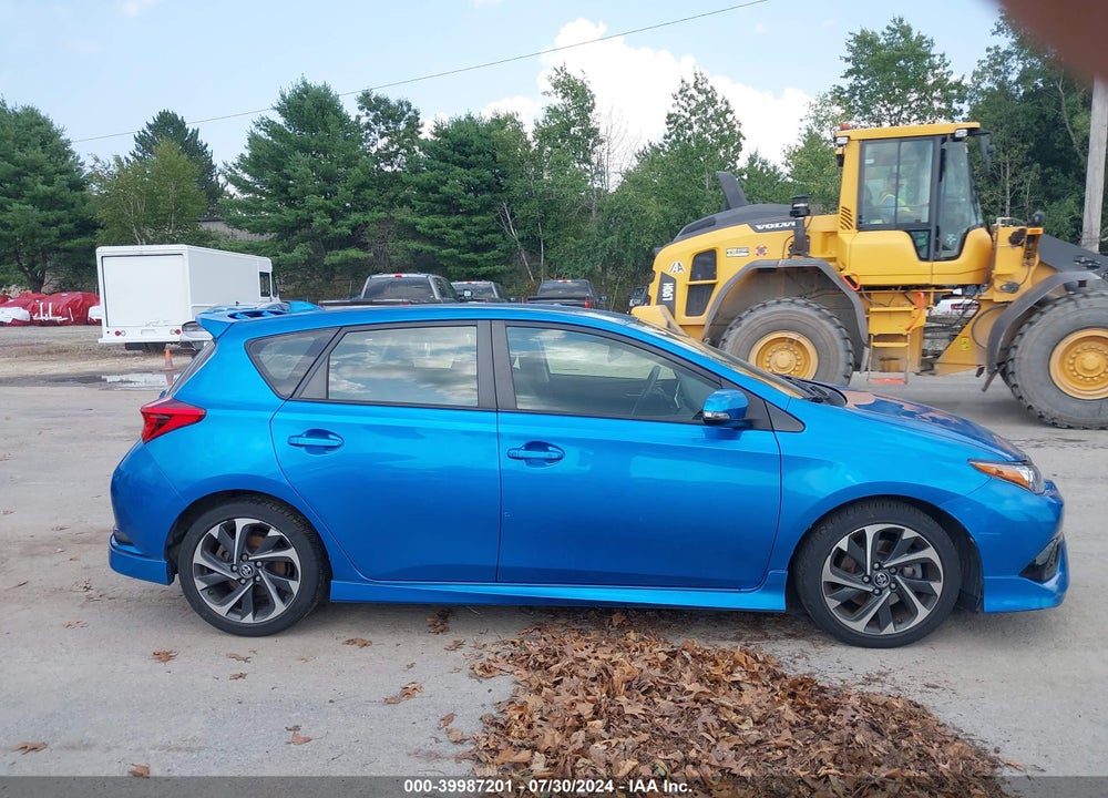 2018 TOYOTA COROLLA IM VIN: JTNKARJEXJJ561799