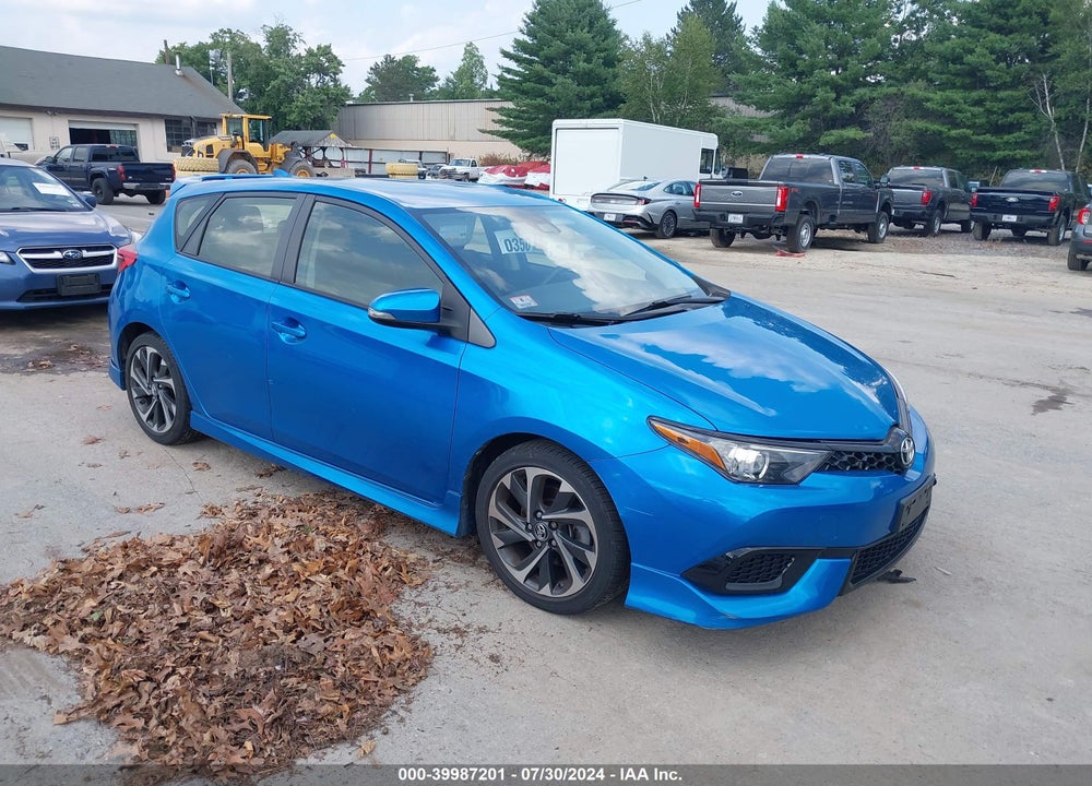 2018 TOYOTA COROLLA IM VIN: JTNKARJEXJJ561799