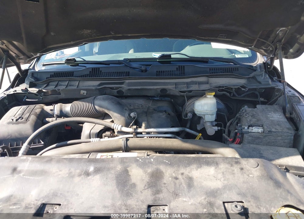2015 RAM 1500 EXPRESS VIN: 1C6RR7KT4FS781042