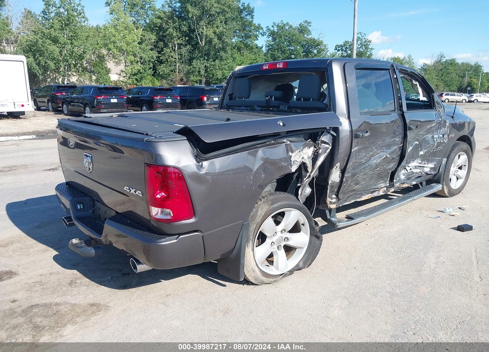 2015 RAM 1500 EXPRESS VIN: 1C6RR7KT4FS781042