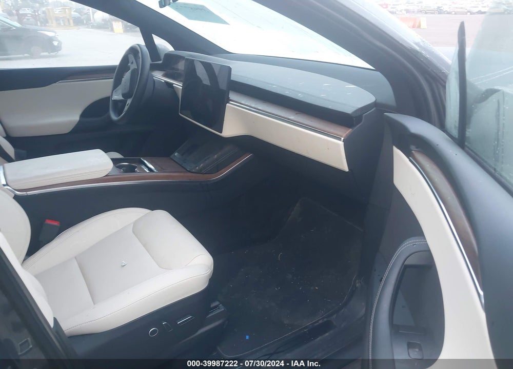 2023 TESLA MODEL X DUAL MOTOR ALL-WHEEL DRIVE/STANDARD RANGE VIN: 7SAXCBE55PF415948