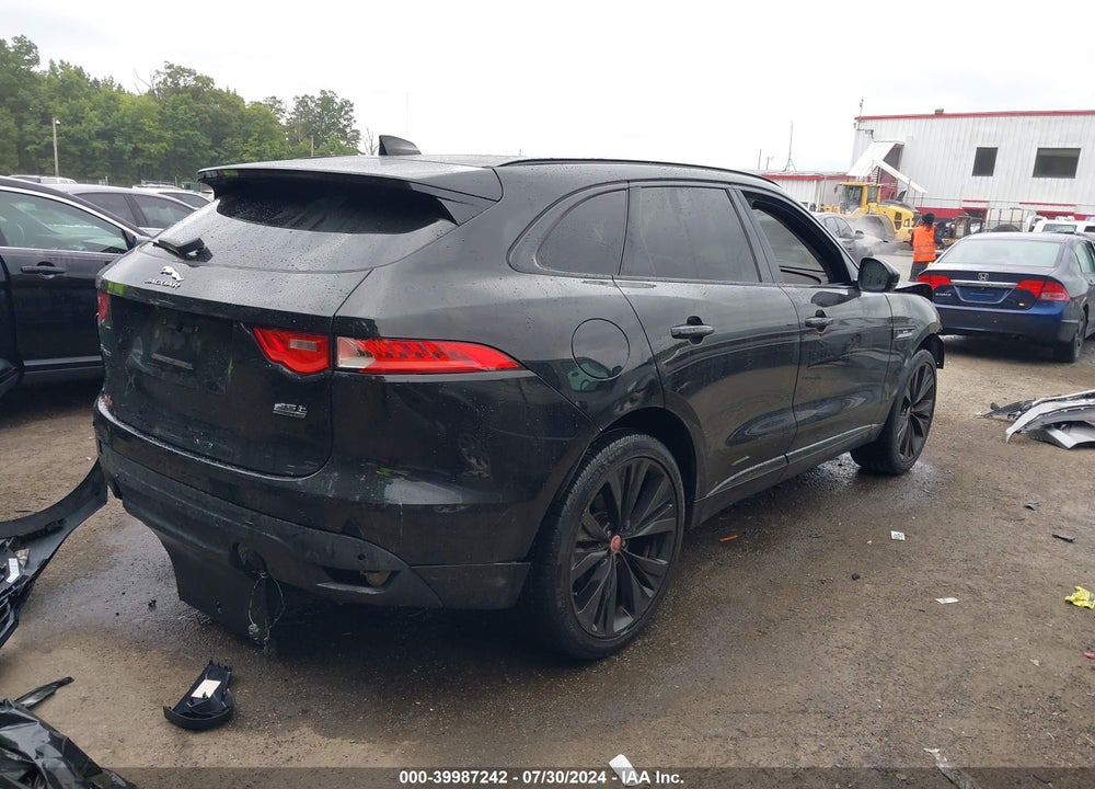 2018 JAGUAR F-PACE 35T R-SPORT VIN: SADCL2EV1JA264123