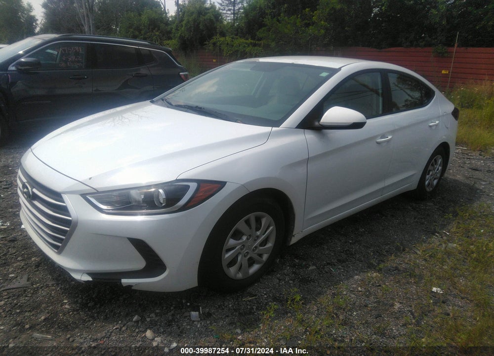 2018 HYUNDAI ELANTRA SE VIN: 5NPD74LFXJH233344