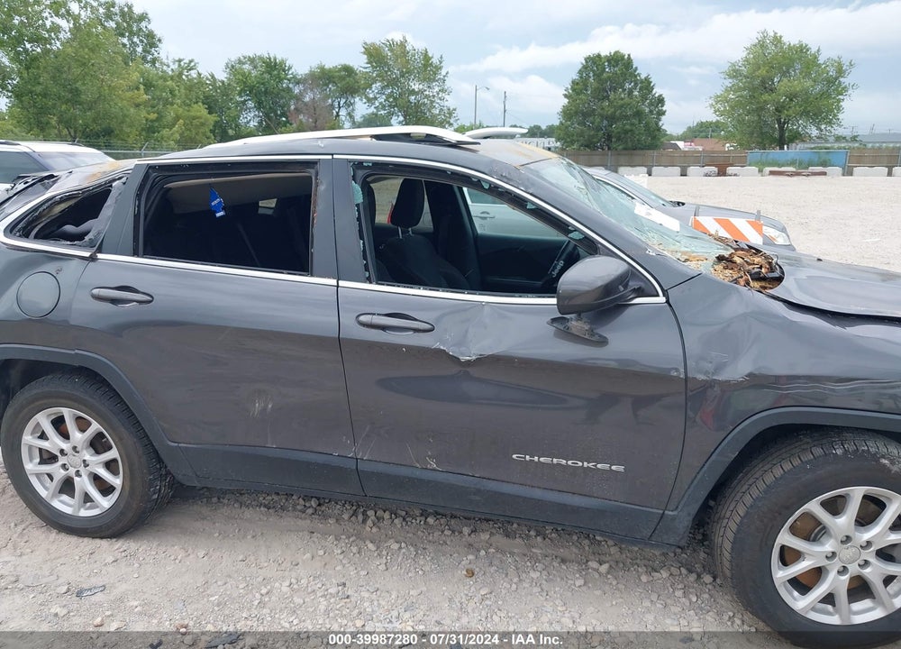 2015 JEEP CHEROKEE LATITUDE VIN: 1C4PJMCB4FW645756