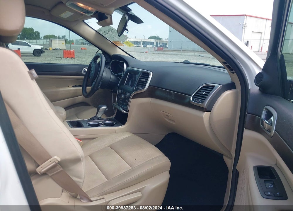 2018 JEEP GRAND CHEROKEE LAREDO E 4X4 VIN: 1C4RJFAG2JC470095