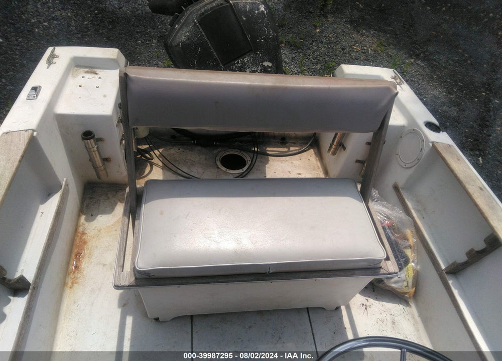 1988 STARCRAFT CUSTOM BOAT VIN: SCR87027I788