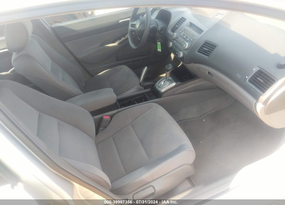 2008 HONDA CIVIC SDN LX VIN: 1HGFA16518L066732