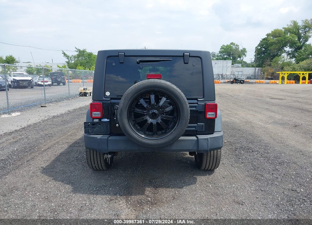 2015 JEEP WRANGLER UNLIMITED SPORT VIN: 1C4BJWDG3FL642266
