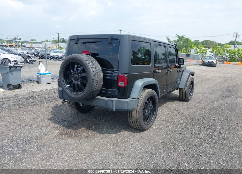 2015 JEEP WRANGLER UNLIMITED SPORT VIN: 1C4BJWDG3FL642266