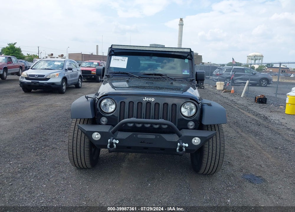 2015 JEEP WRANGLER UNLIMITED SPORT VIN: 1C4BJWDG3FL642266