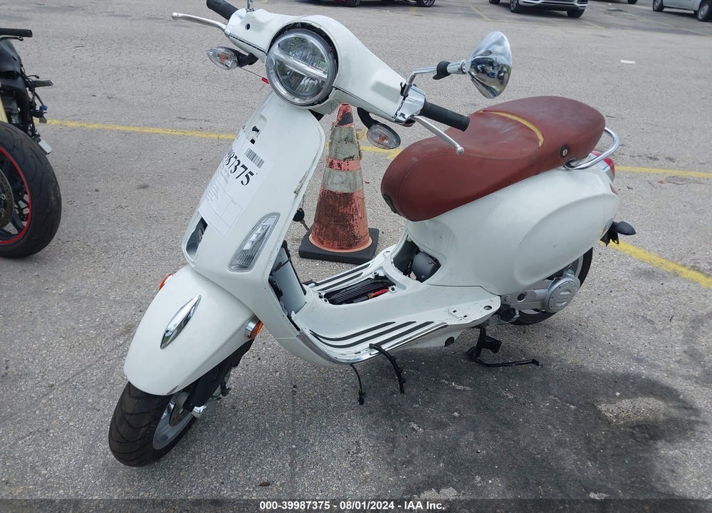 2023 VESPA PRIMAVERA/SPRINT 50 VIN: ZAPCA06B5P5107270