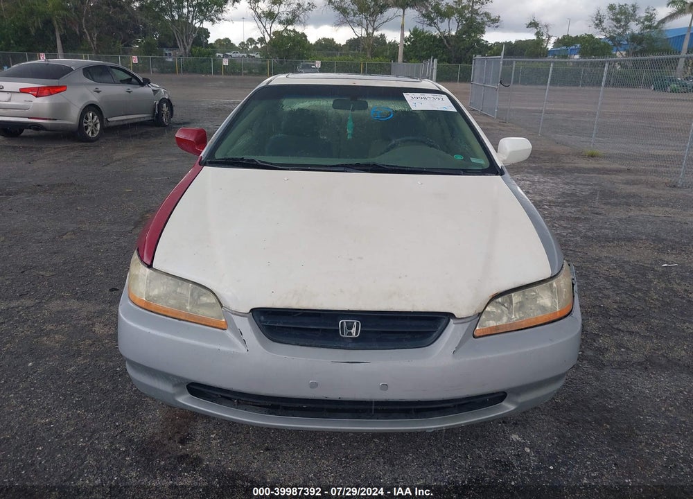 2001 HONDA ACCORD 3.0 EX VIN: 1HGCG225X1A031993