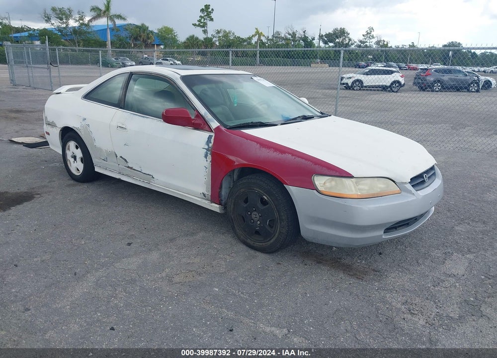 2001 HONDA ACCORD 3.0 EX VIN: 1HGCG225X1A031993