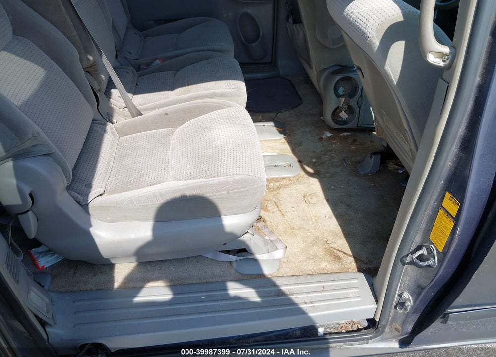 2006 TOYOTA SIENNA LE VIN: 5TDZA23C66S440901