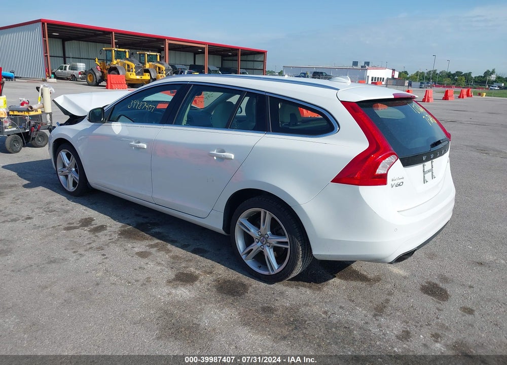 2017 VOLVO V60 T5 PREMIER VIN: YV140MEK6H1359422