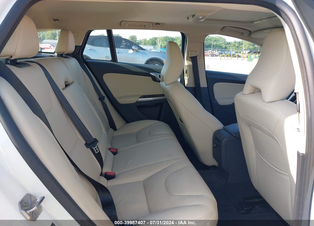 2017 VOLVO V60 T5 PREMIER VIN: YV140MEK6H1359422