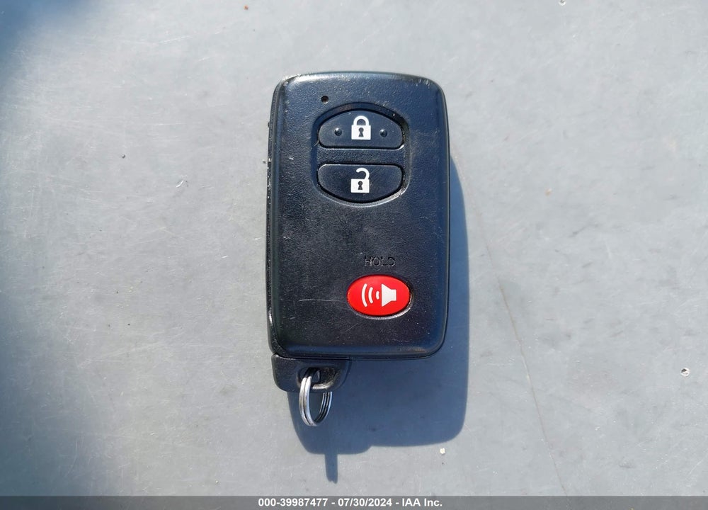 2011 TOYOTA PRIUS TWO VIN: JTDKN3DU6B1368673