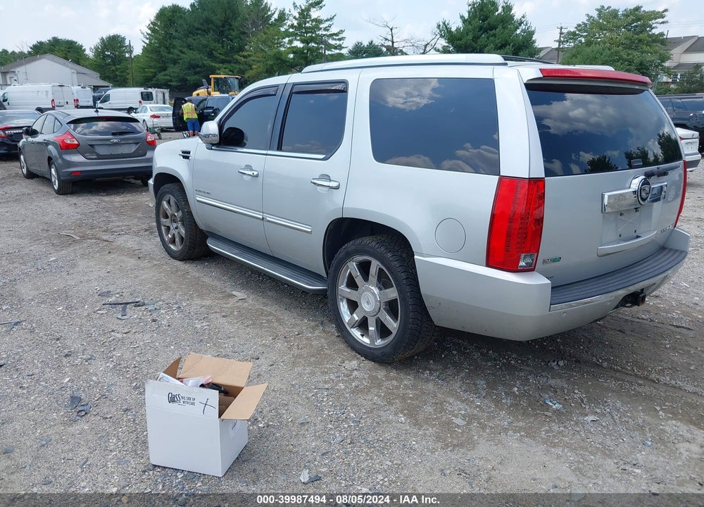 2011 CADILLAC ESCALADE LUXURY VIN: 1GYS4BEF5BR133464
