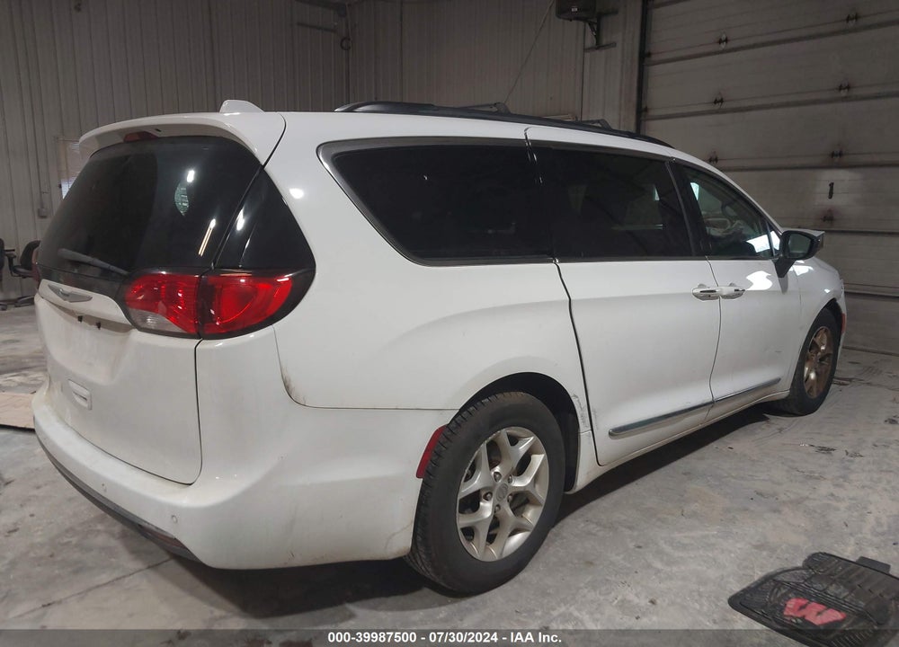 2017 CHRYSLER PACIFICA TOURING L VIN: 2C4RC1BG0HR784888