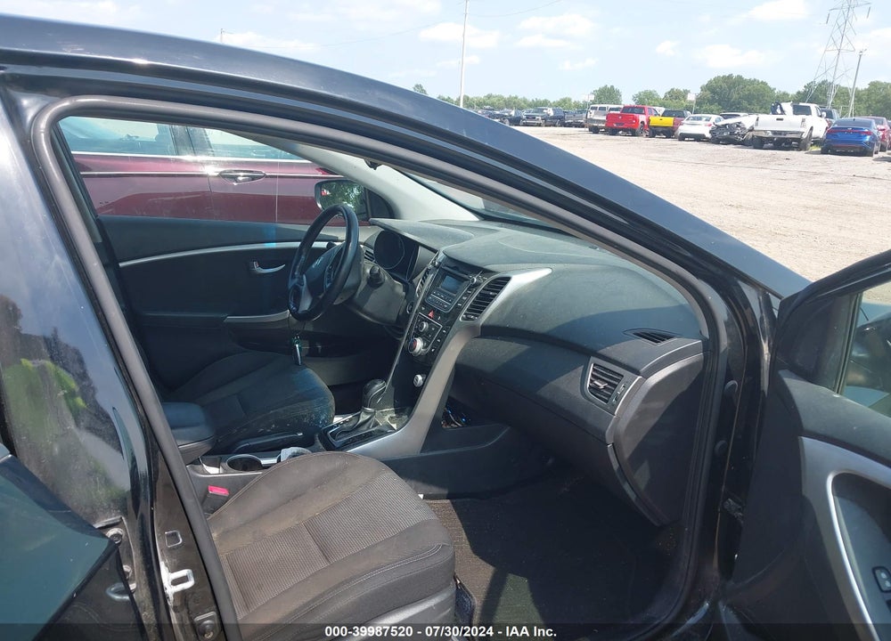 2016 HYUNDAI ELANTRA GT VIN: KMHD35LH1GU304251