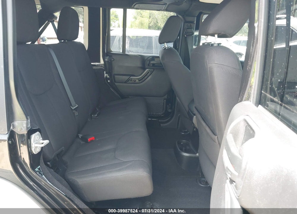 2015 JEEP WRANGLER UNLIMITED SPORT VIN: 1C4BJWDG4FL546372