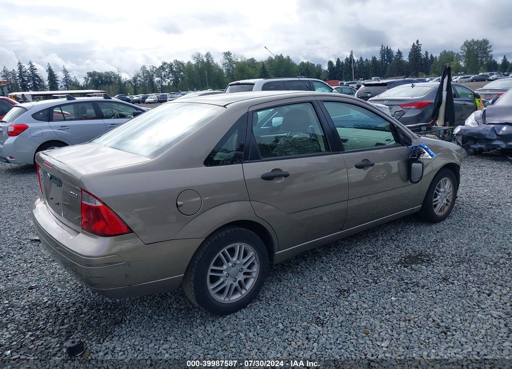 2005 FORD FOCUS ZX4 VIN: 1FAHP34N55W259261