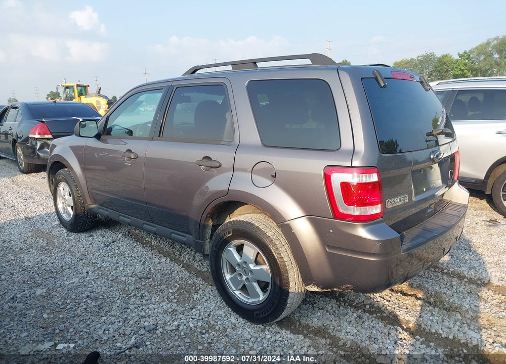 2011 FORD ESCAPE XLT VIN: 1FMCU9D7XBKA73490