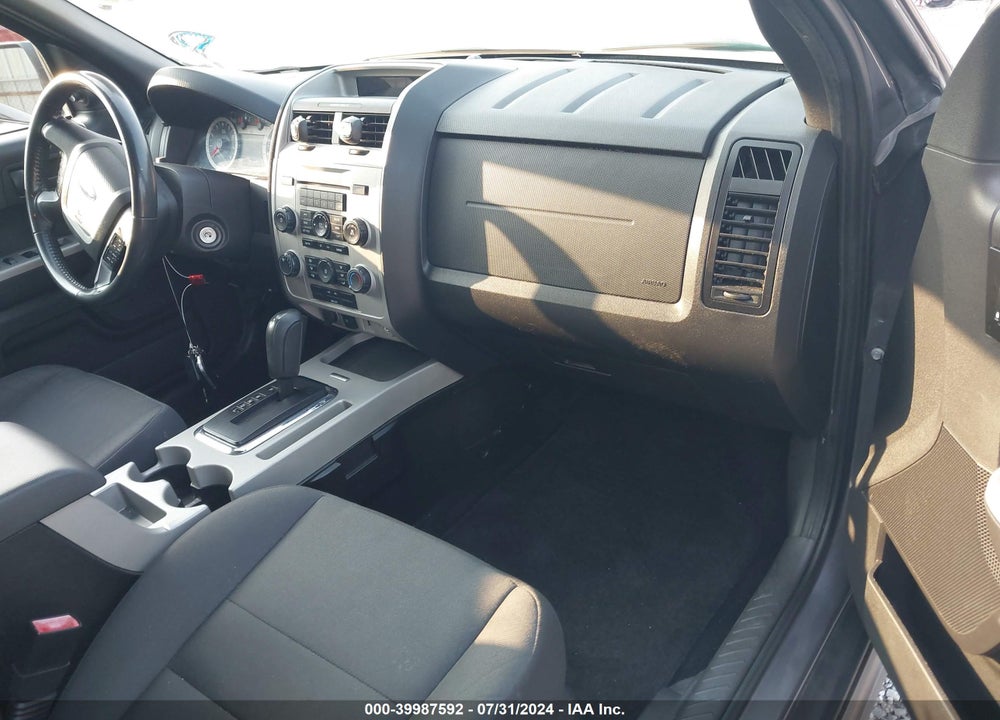 2011 FORD ESCAPE XLT VIN: 1FMCU9D7XBKA73490