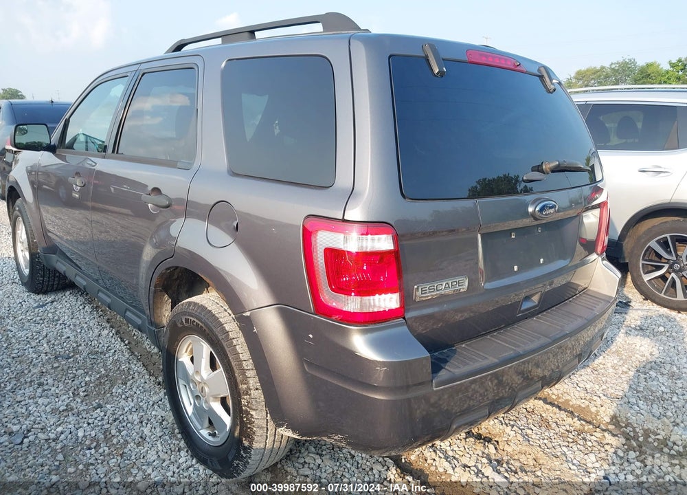 2011 FORD ESCAPE XLT VIN: 1FMCU9D7XBKA73490